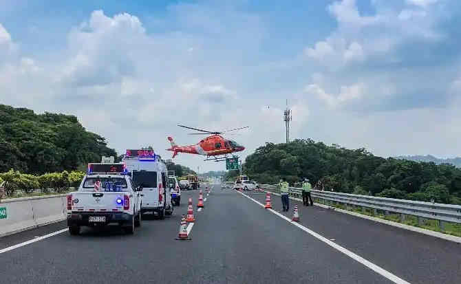 宁洱高速公路汽车救援案例